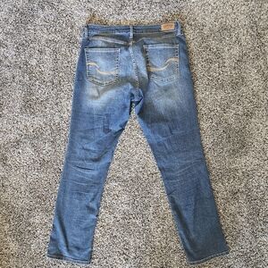 Womens Levi's Modern Straight jeans, size 16 M